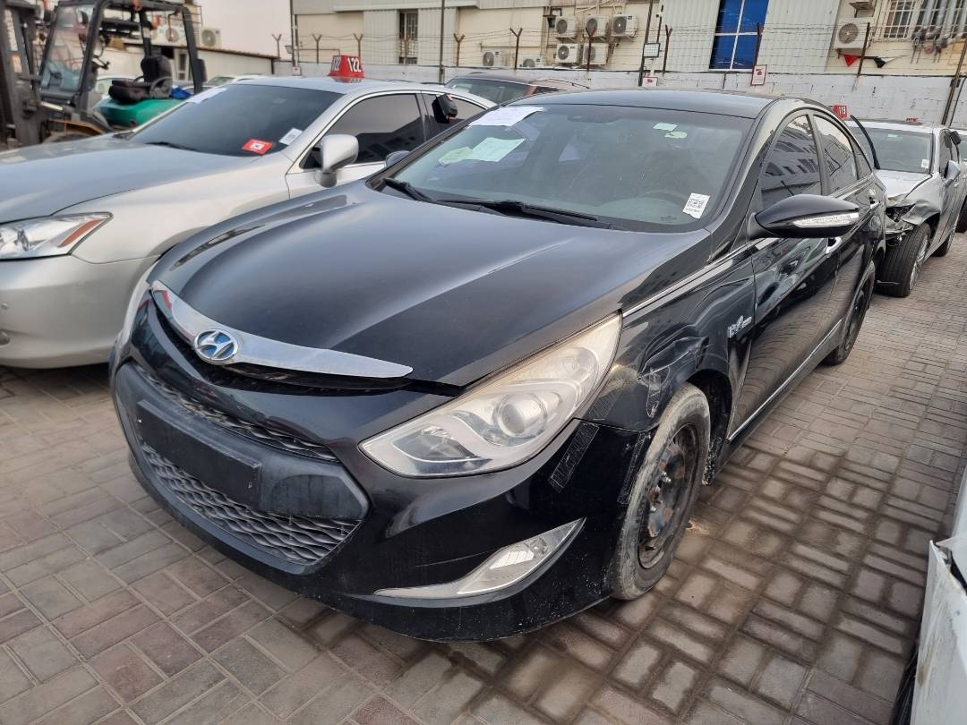 HYUNDAI SONATA 2012 - Marhaba Auction Used Cars - Image 3