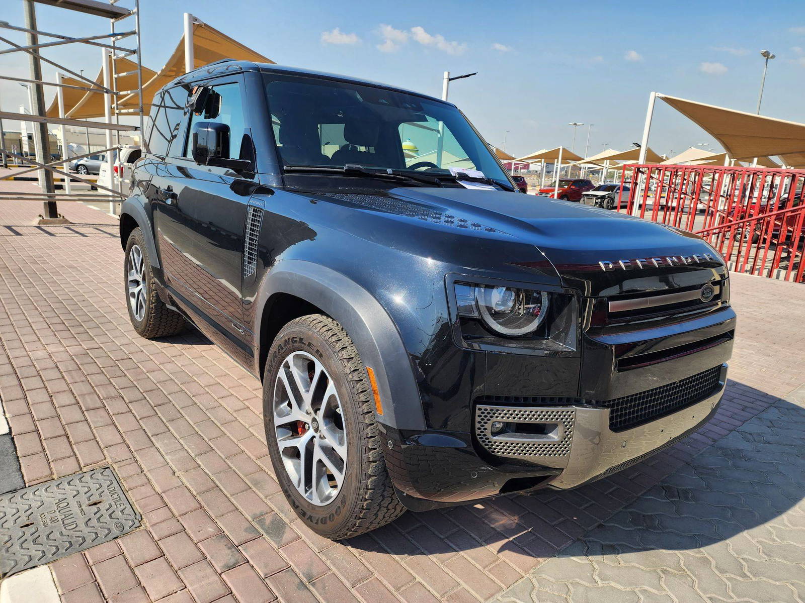2021 LAND ROVER DEFENDER 90 — 29964 Miles — Lot 65664253 - Marhaba Auctions Used Cars - Image 7