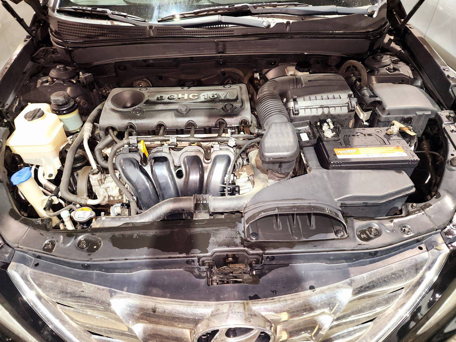 2010 HYUNDAI SONATA — 168692 KM — Lot 001443 — Souq - Marhaba Auctions Used Cars - Image 11