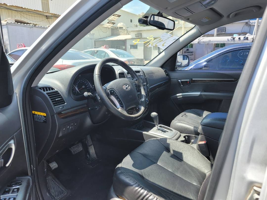 2011 HYUNDAI SANTA FE — 252654 KM — Lot BU720579 — Main - Marhaba Auctions Used Cars - Image 6