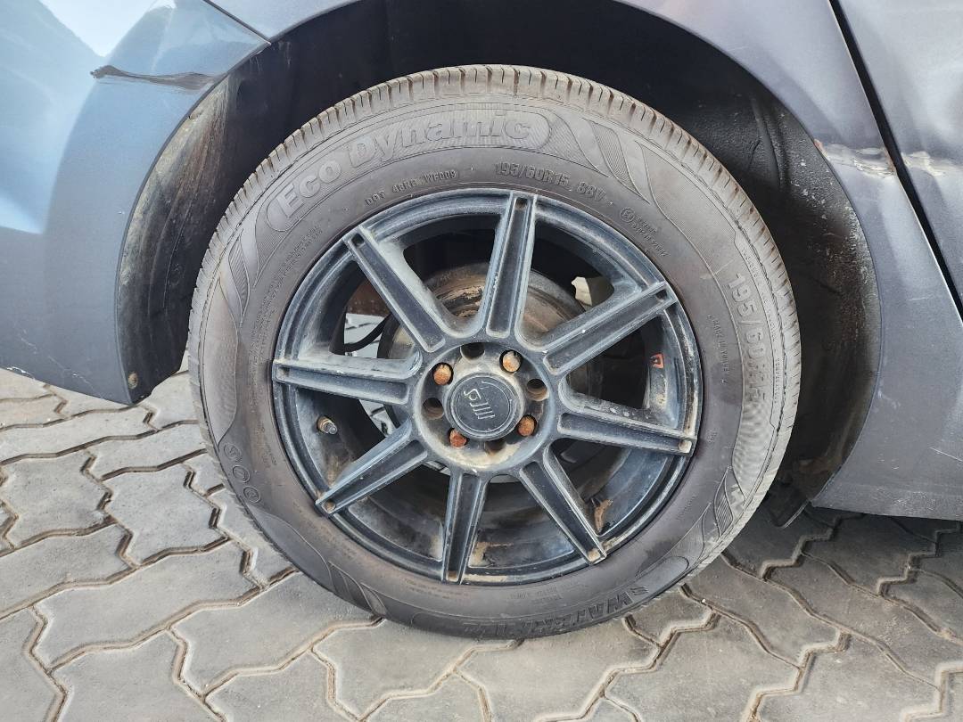 2019 HYUNDAI ACCENT — 100461 Miles — Lot E038720 - Marhaba Auctions Used Cars - Image 8