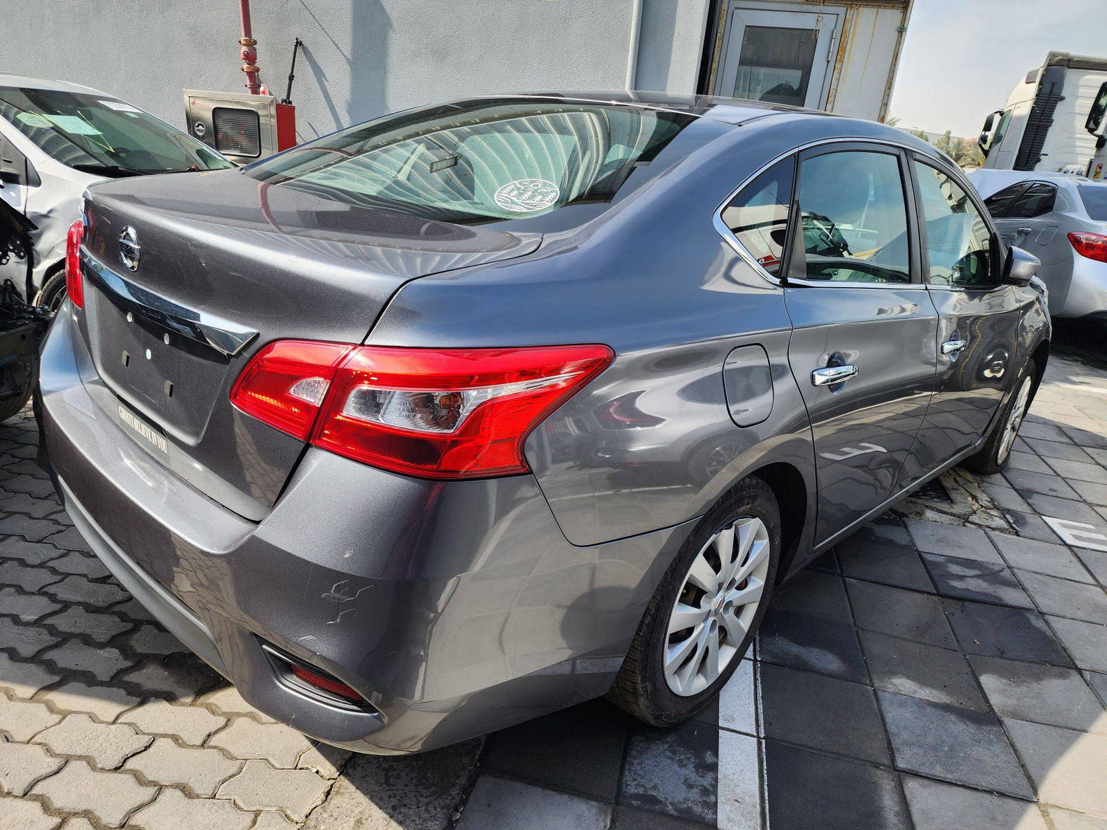2018 NISSAN SENTRA — 118171 Miles — Lot 241881 — Al Quoz - Marhaba Auctions Used Cars - Image 4