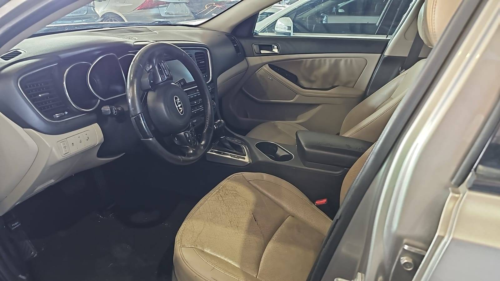 2014 KIA OPTIMA — 271798 Miles — Lot 72EG265639 — Souq - Marhaba Auctions Used Cars - Image 6