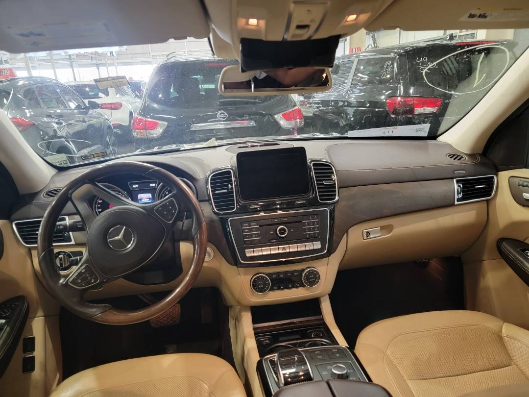 2017 MERCEDES BENZ GLS 450 — 131928 Miles — Lot 779448 — Souq - Marhaba Auctions Used Cars - Image 7