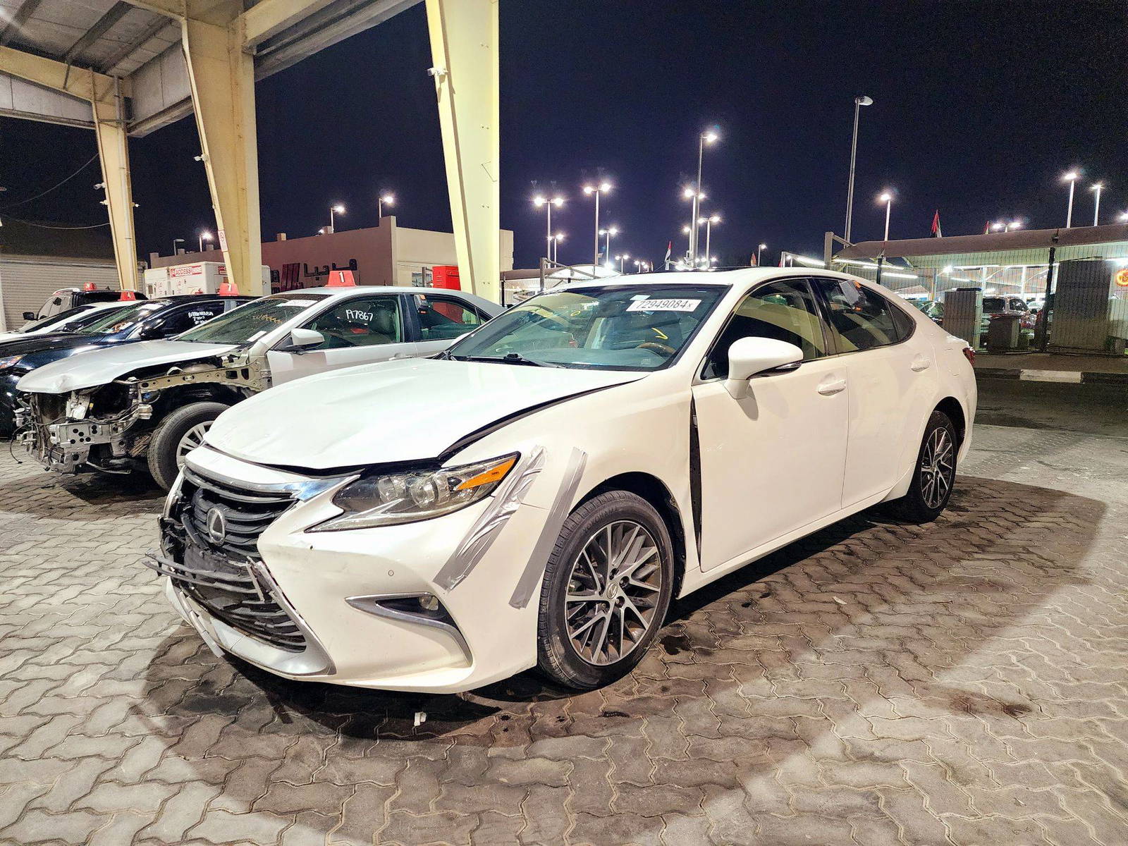 2016 LEXUS ES 350 — 110078 Miles — Lot G2229105 — Main - Marhaba Auctions Used Cars - Image 4