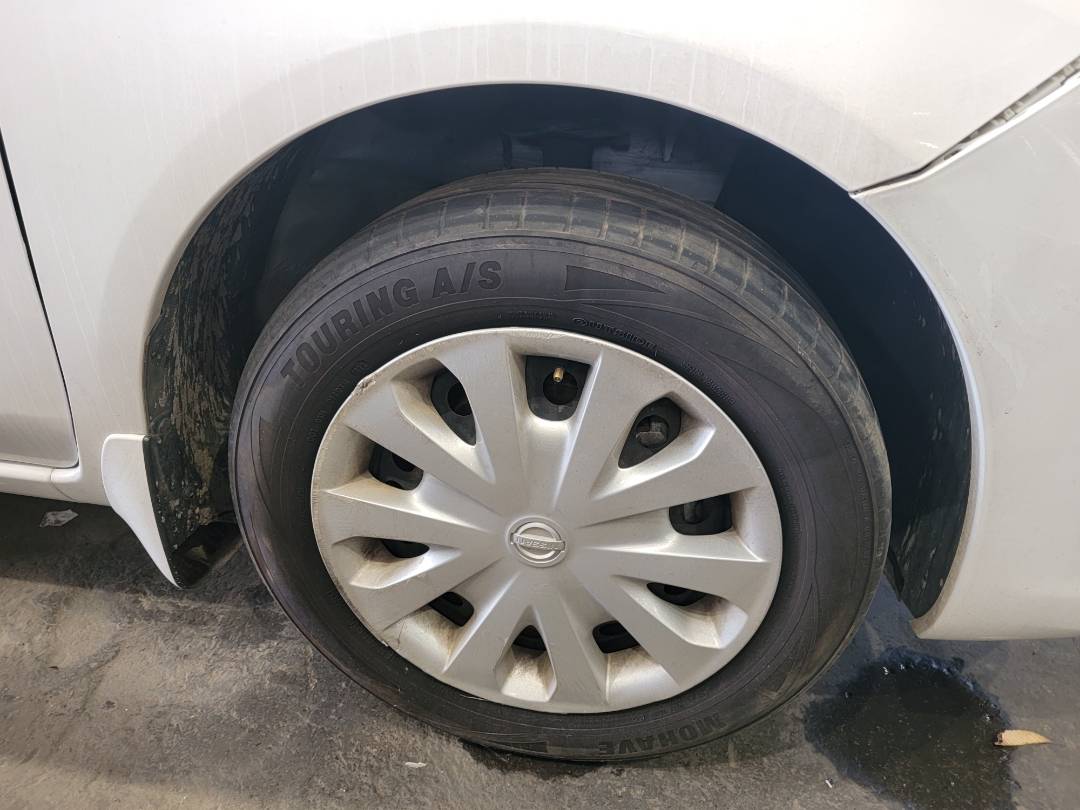 2018 NISSAN VERSA — 52052 Miles — Lot L883136 — Main - Marhaba Auctions Used Cars - Image 11