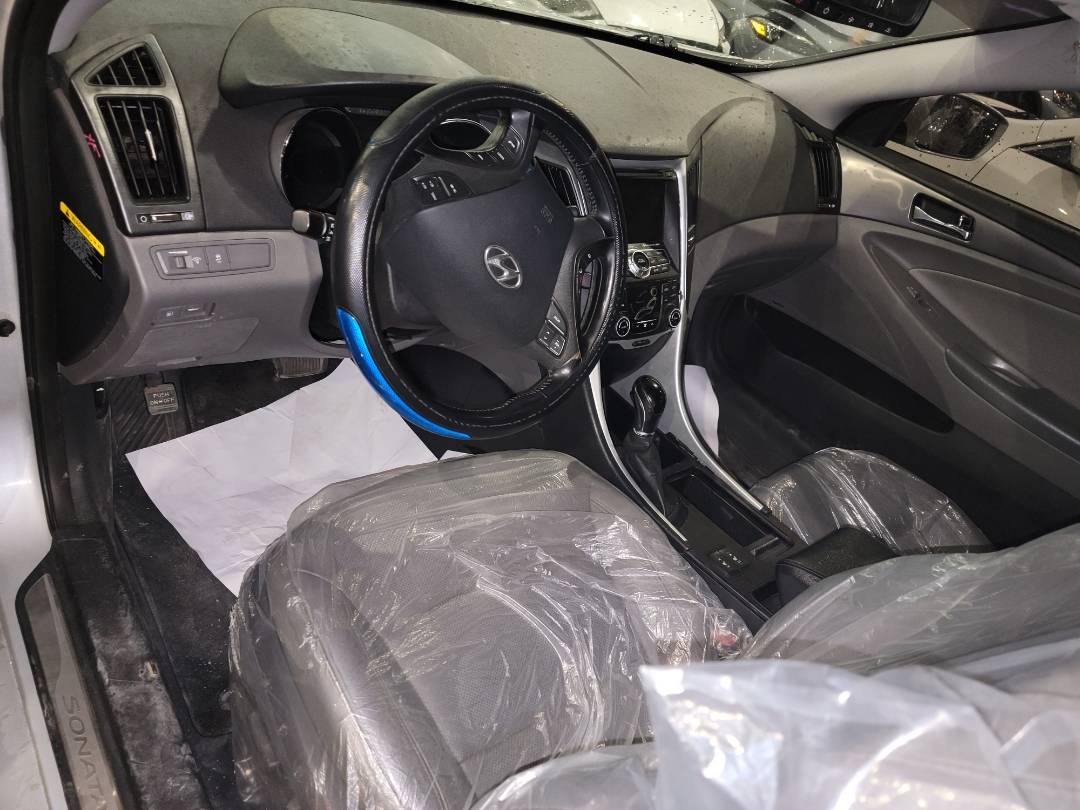 2014 HYUNDAI SONATA — 171248 Miles — Lot A110792 - Marhaba Auctions Used Cars - Image 4