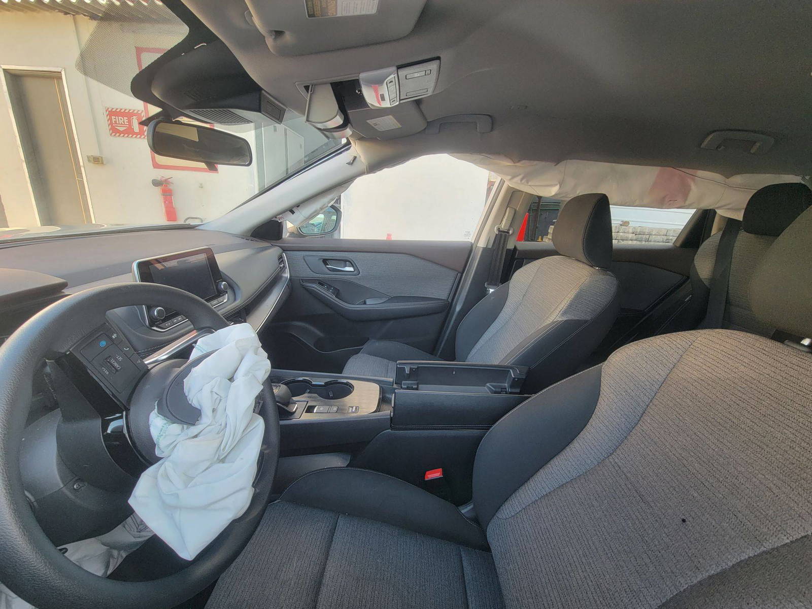 2023 NISSAN ROGUE — 55063 Miles — Lot 68957845 — Souq - Marhaba Auctions Used Cars - Image 8