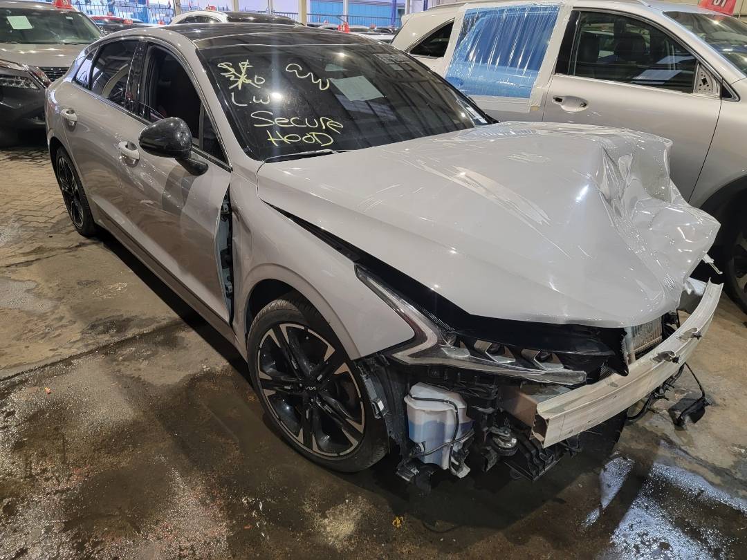 2023 KIA K5 — 28397 Miles — Lot 24PG186476 — Al Surrah - Marhaba Auctions Used Cars - Image 4