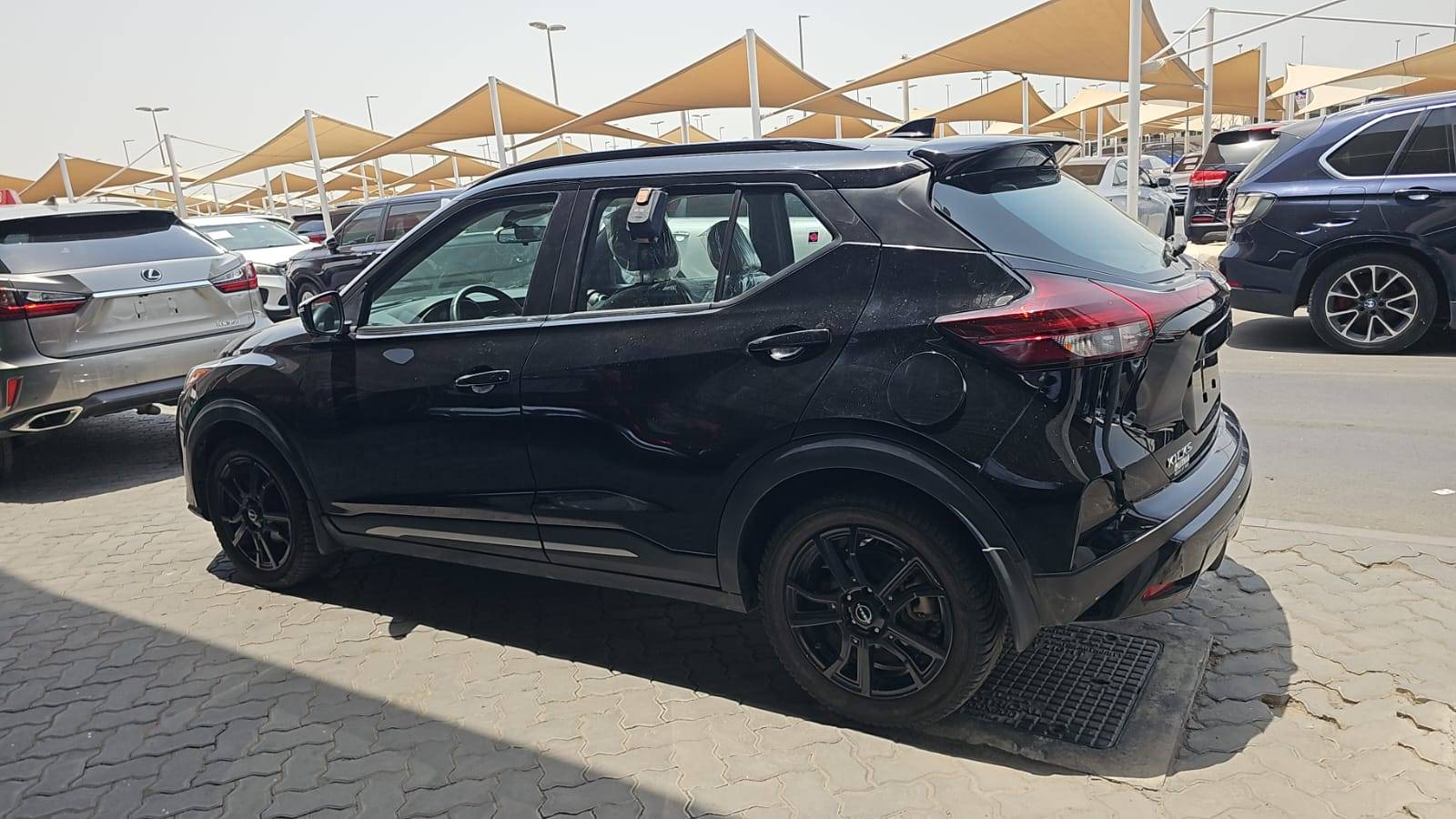 Nissan Kicks 2022 view 2