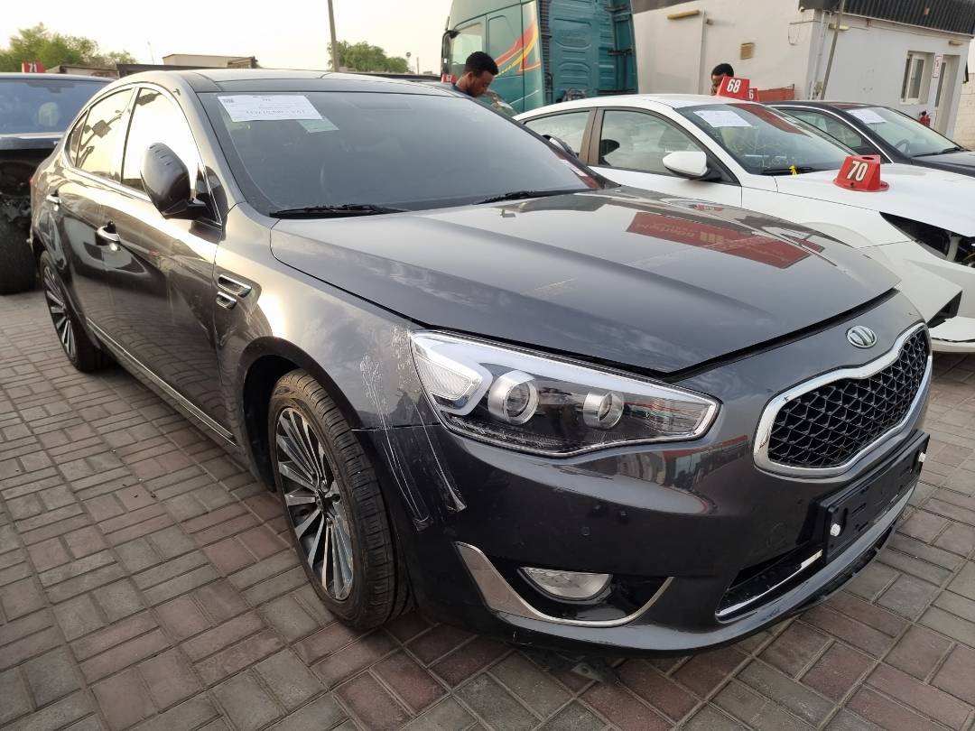 2013 KIA K7 — 188593 KM — Lot 125478 — Ind. 12 - Marhaba Auctions Used Cars - Image 3