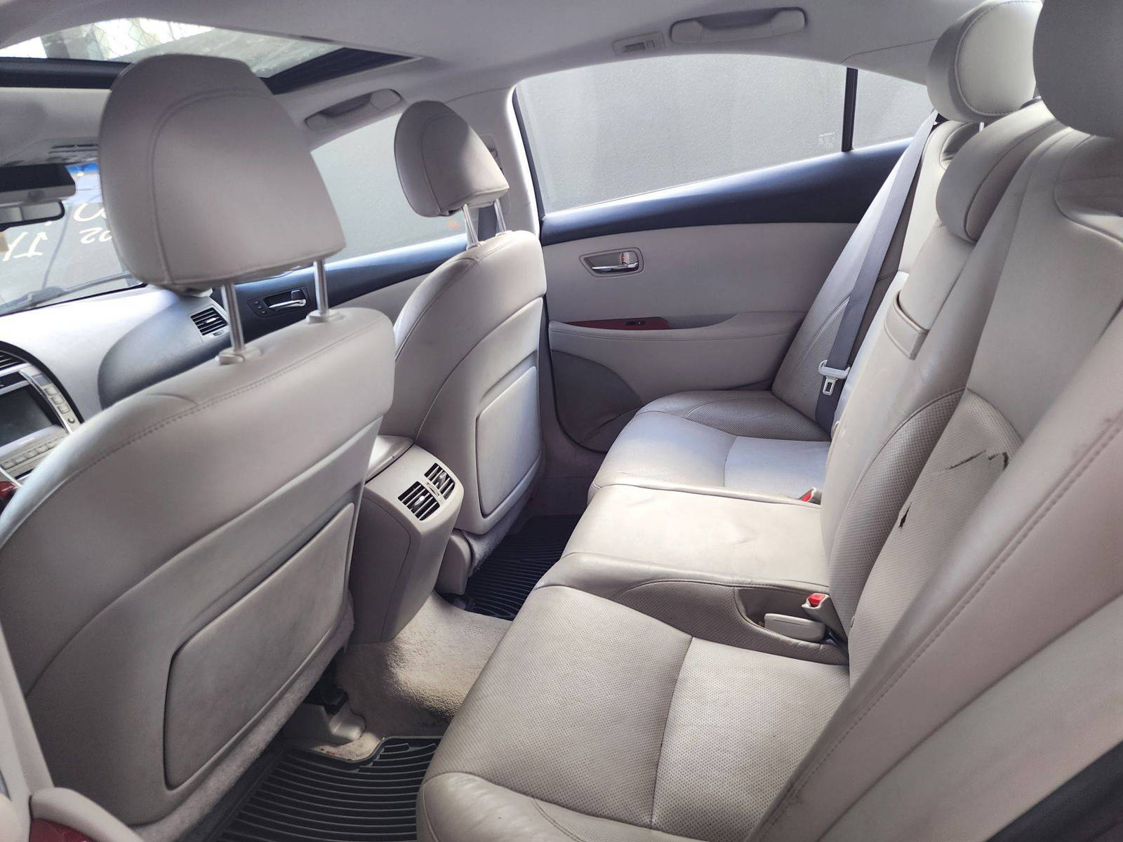 2009 LEXUS ES 350 — 187478 Miles — Lot 307503 — Main - Marhaba Auctions Used Cars - Image 7