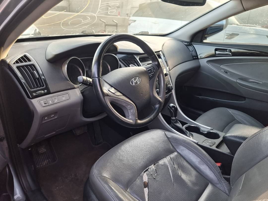 2014 HYUNDAI SONATA — 163412 Miles — Lot H939134 — Ind. 12 - Marhaba Auctions Used Cars - Image 7