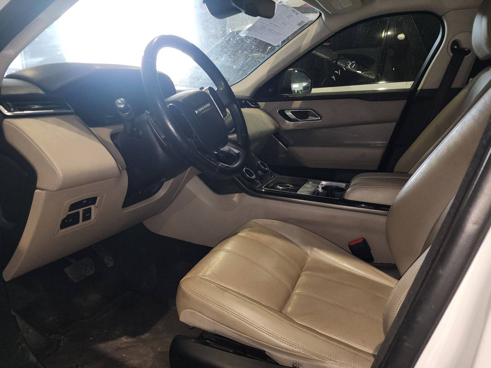 LAND ROVER RANGE ROVER VELAR 2018 - Marhaba Auction Used Cars - Image 9