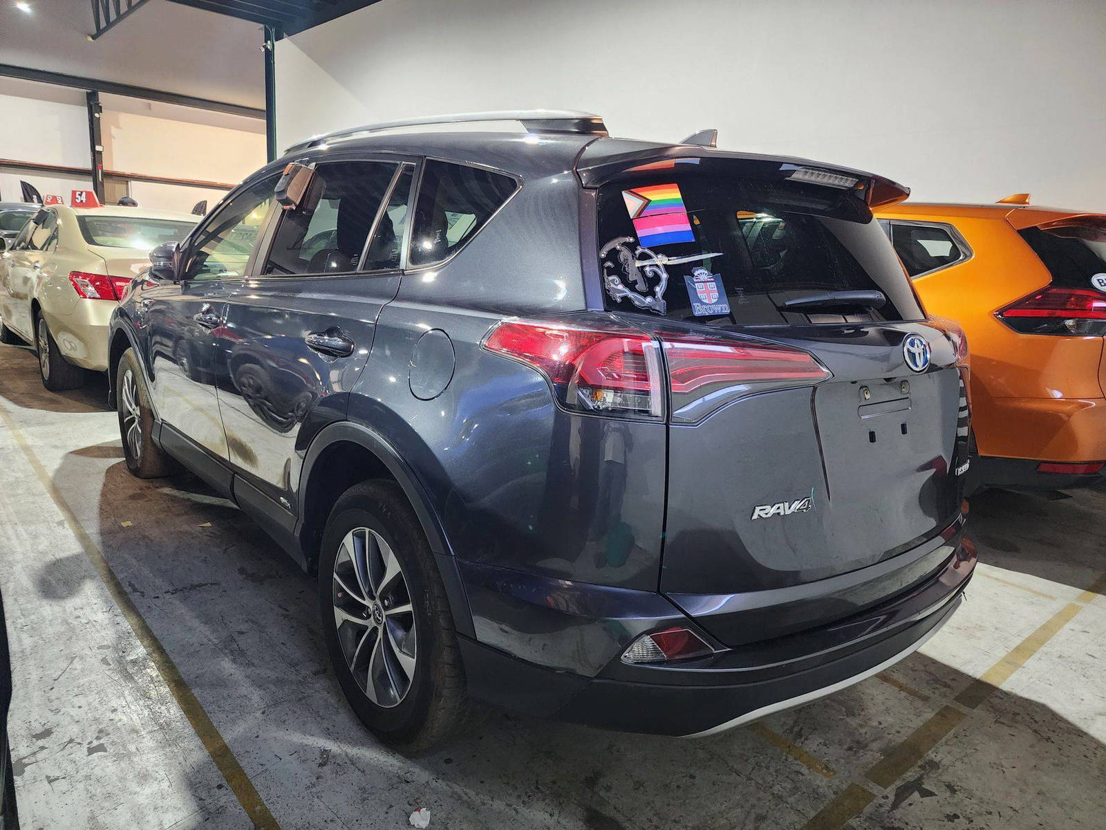 2018 TOYOTA RAV4 — 90680 Miles — Lot 64297854 — Main - Marhaba Auctions Used Cars - Image 6