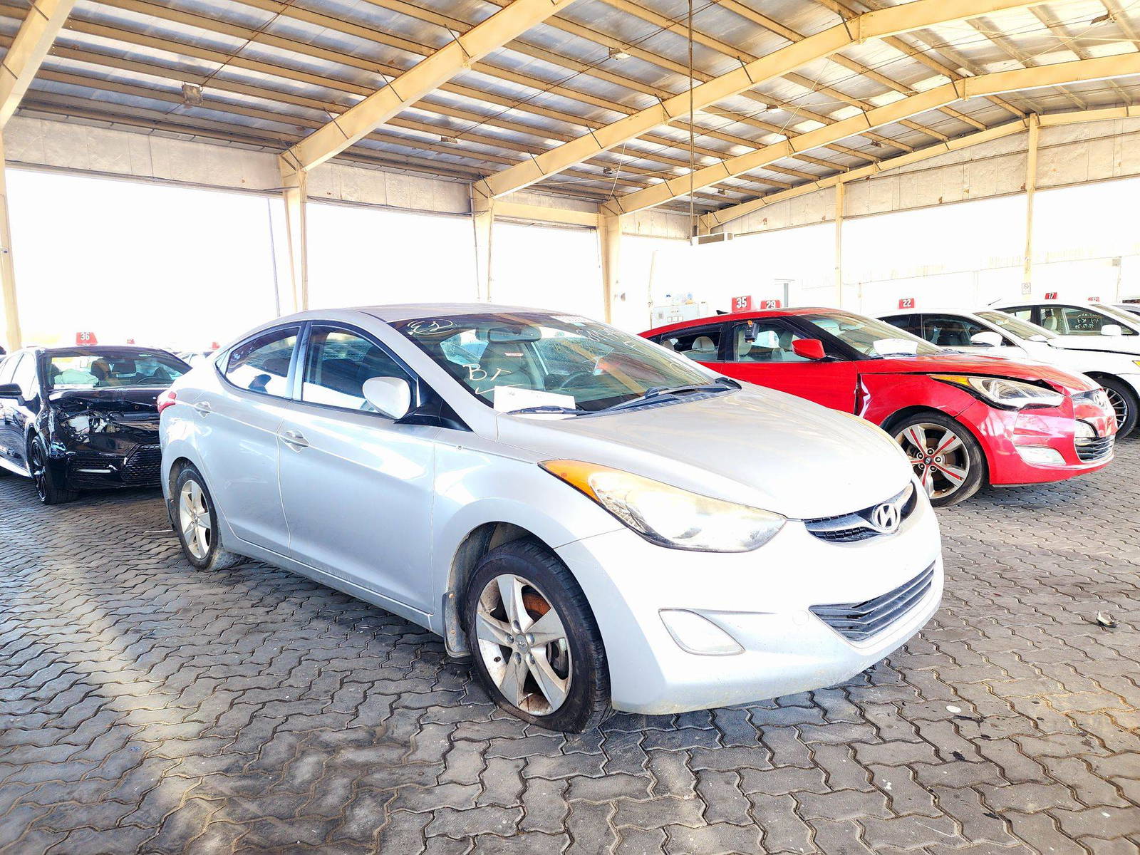 2013 HYUNDAI ELANTRA — 185136 Miles — Lot 4AE1DU611788 — Souq - Marhaba Auctions Used Cars - Image 4