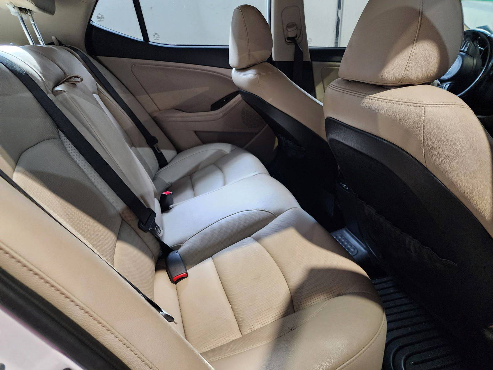 2015 KIA OPTIMA — 138402 Miles — Lot 79665184 — Al Quoz - Marhaba Auctions Used Cars - Image 7
