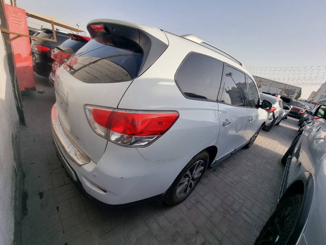 2013 NISSAN PATHFINDER — 214777 Miles — Lot EC665994 — Ind. 12 - Marhaba Auctions Used Cars - Image 5