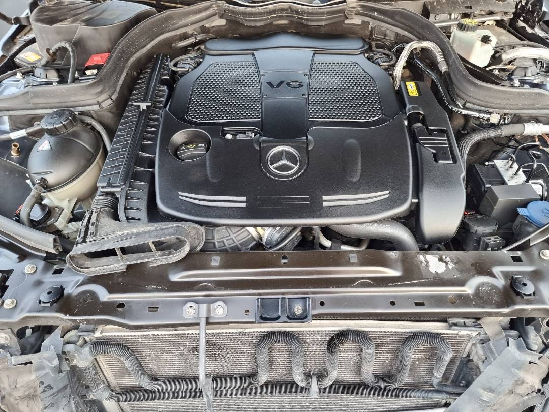 MERCEDES BENZ C300 2014 - Marhaba Auction Used Cars - Image 11