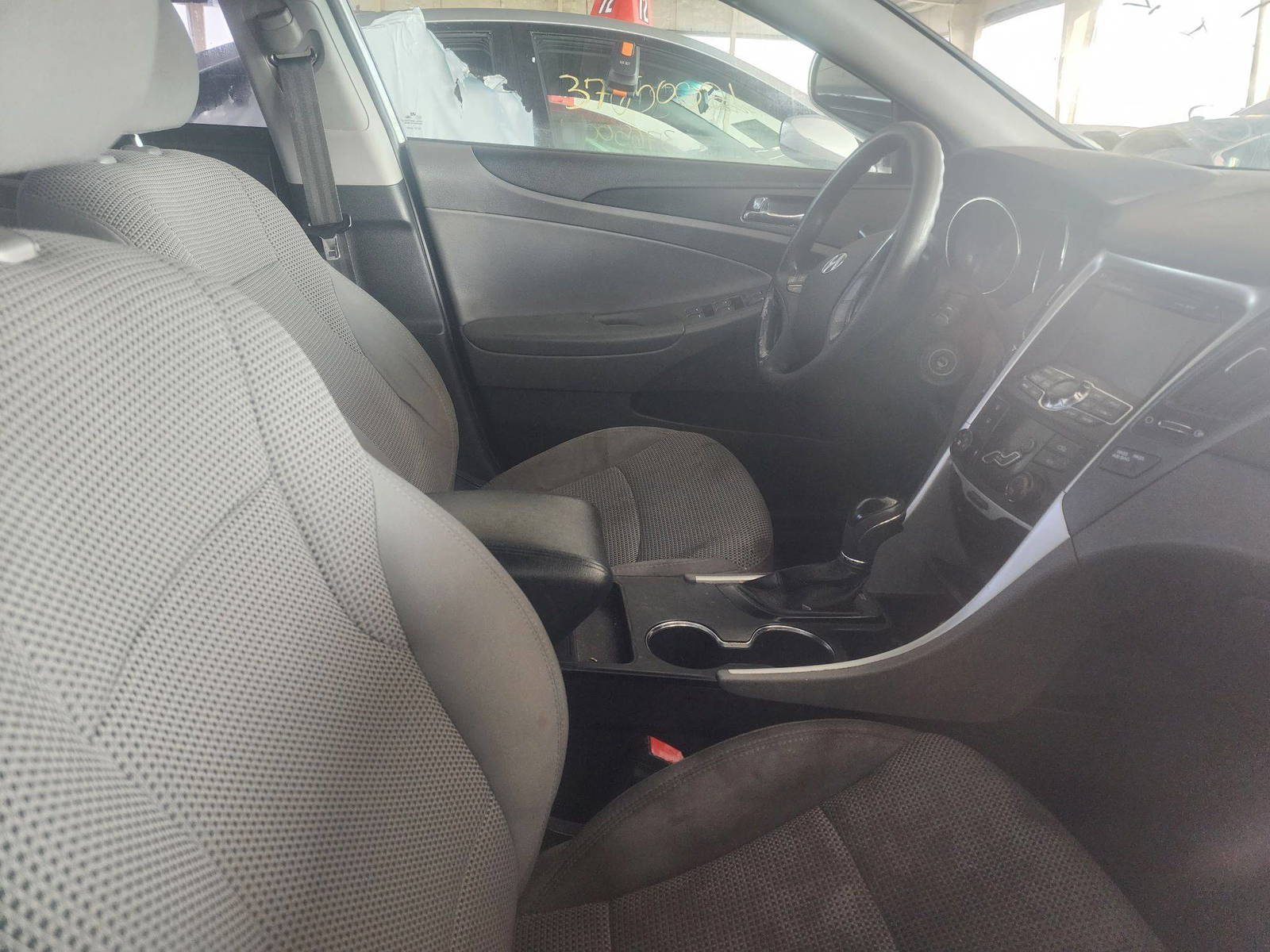 2011 HYUNDAI SONATA — 192576 Miles — Lot 36032002 - Marhaba Auctions Used Cars - Image 9