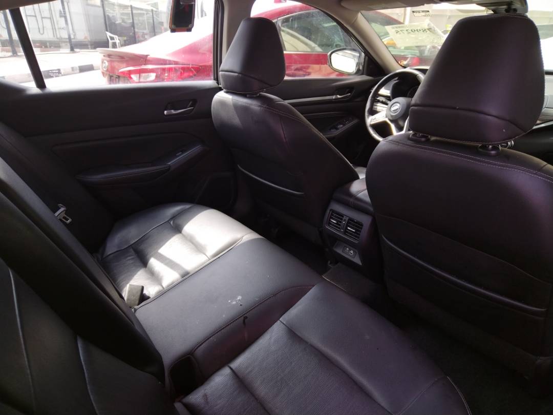 2019 NISSAN ALTIMA — 106633 Miles — Lot 37899275 - Marhaba Auctions Used Cars - Image 8