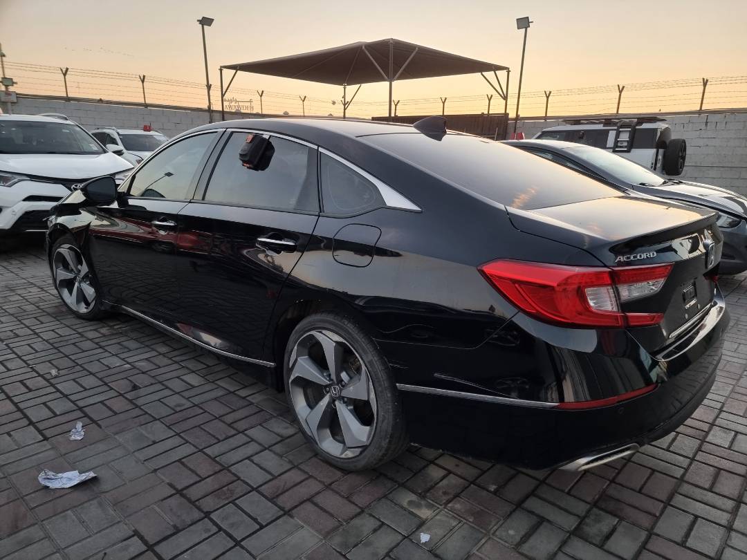 2019 HONDA ACCORD — 143693 KM — Lot 80230624 — Ind. 12 - Marhaba Auctions Used Cars - Image 5