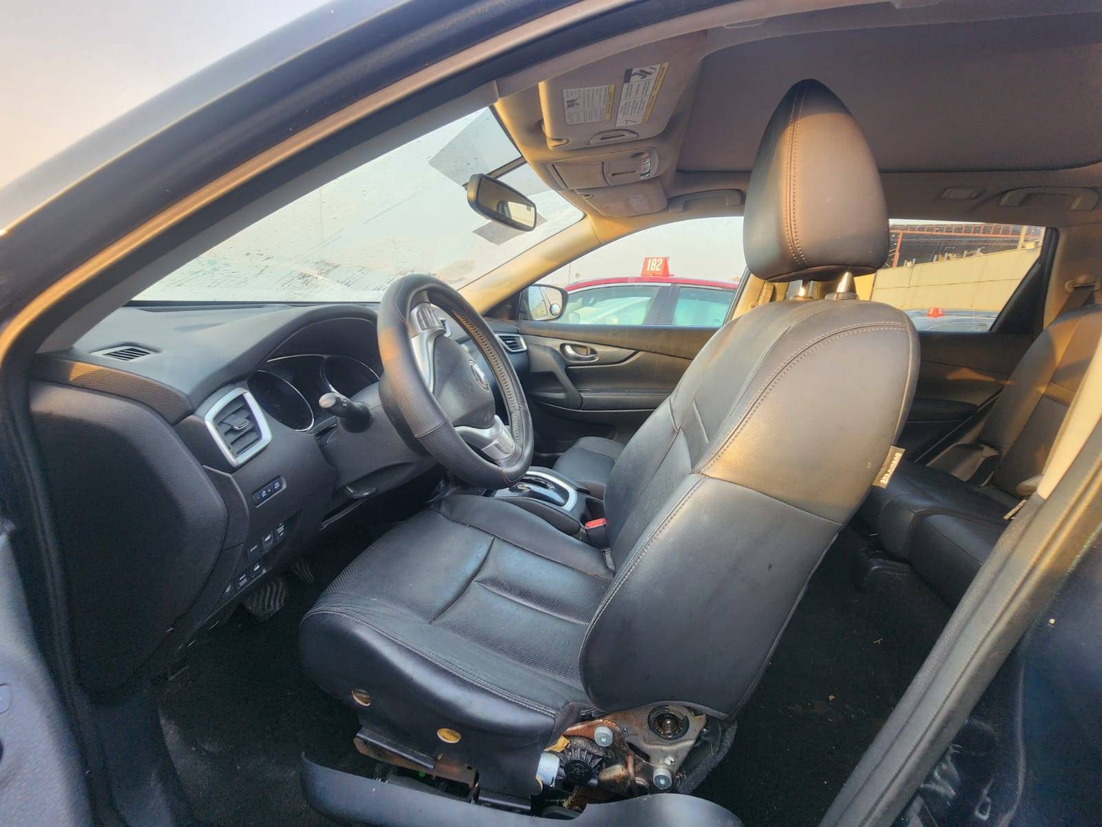NISSAN ROGUE 2015 - Marhaba Auction Used Cars - Image 9