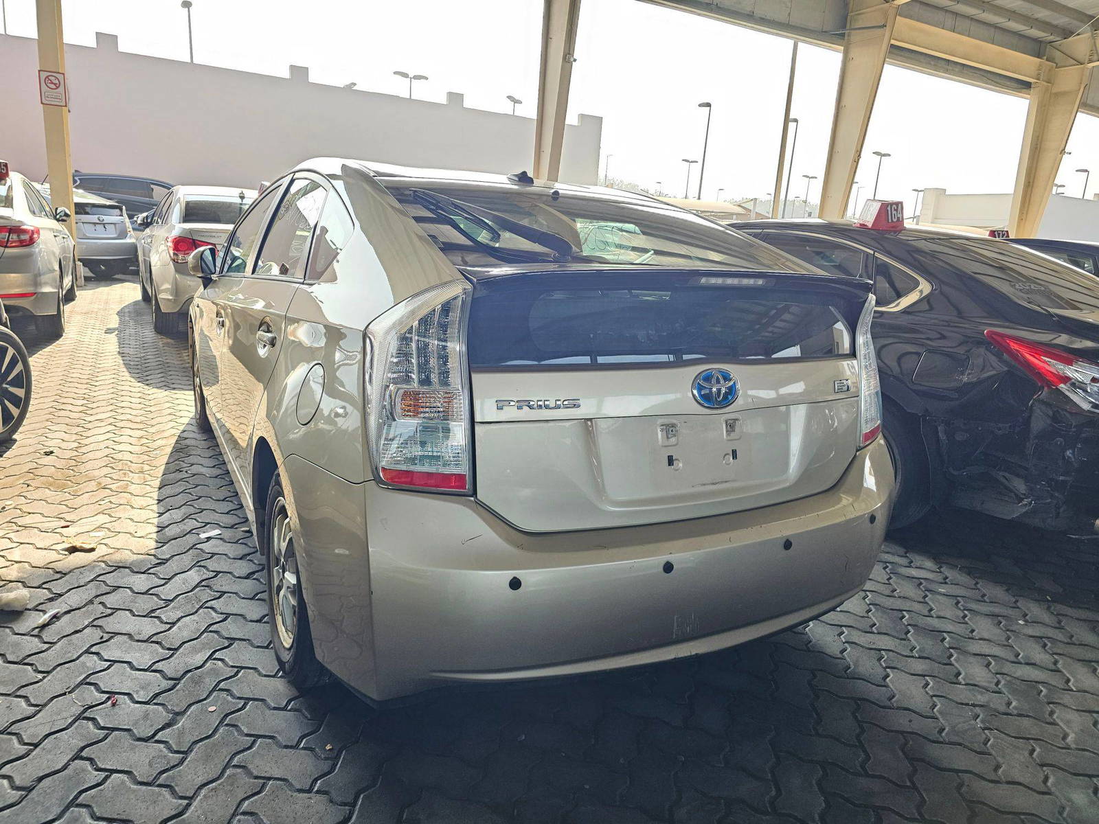 2011 TOYOTA PRIUS — 153598 Miles — Lot 1B0258166 — Souq - Marhaba Auctions Used Cars - Image 3
