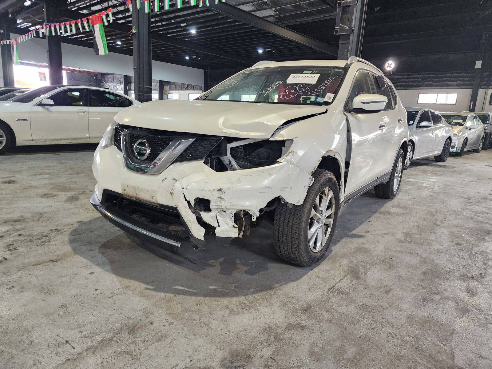 2016 NISSAN ROGUE — 132080 Miles — Lot T2MV5GP626870 — Souq - Marhaba Auctions Used Cars - Image 4