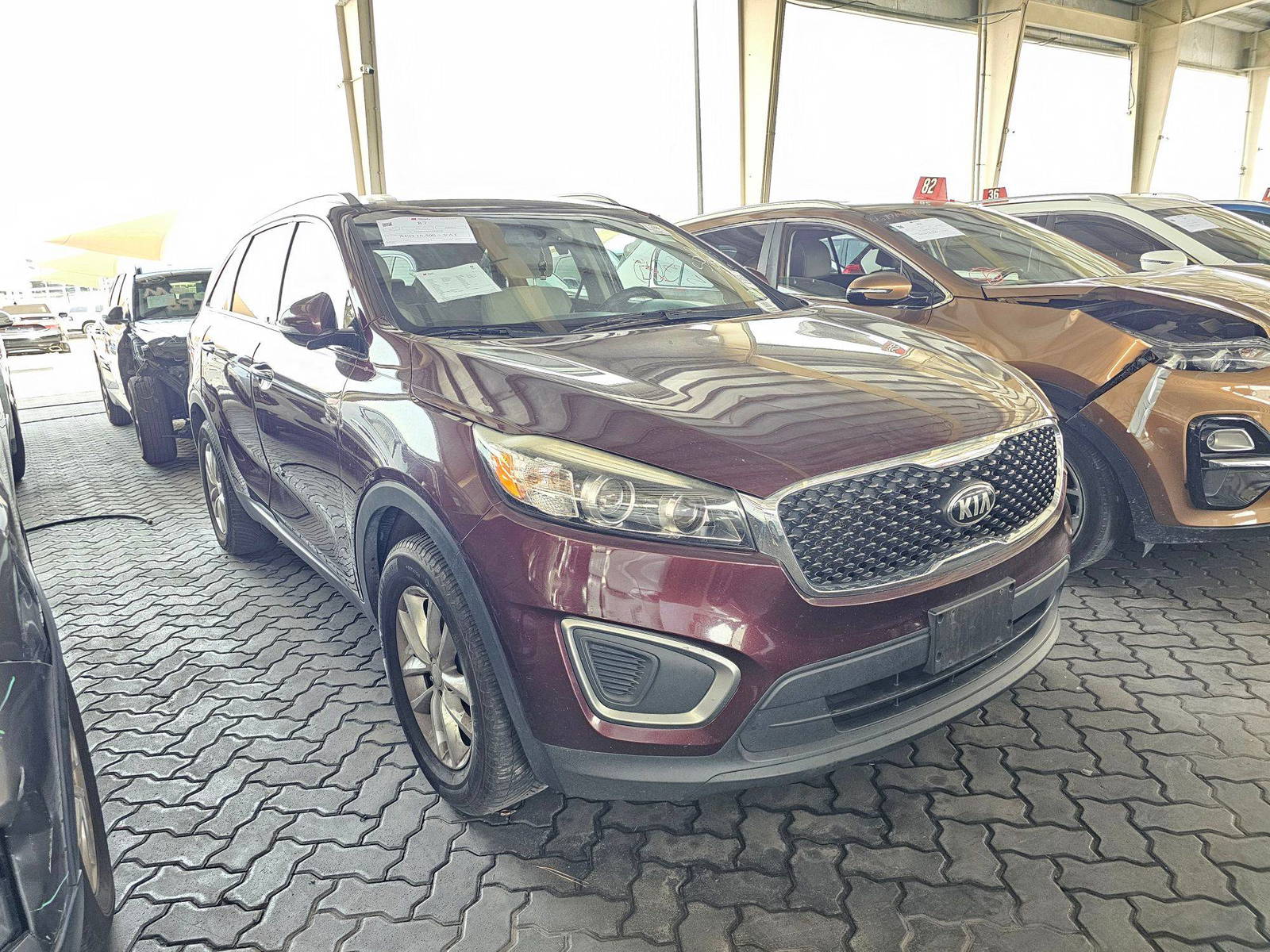 2017 KIA SORENTO — 202100 Miles — Lot 809822 — Souq - Marhaba Auctions Used Cars - Image 4
