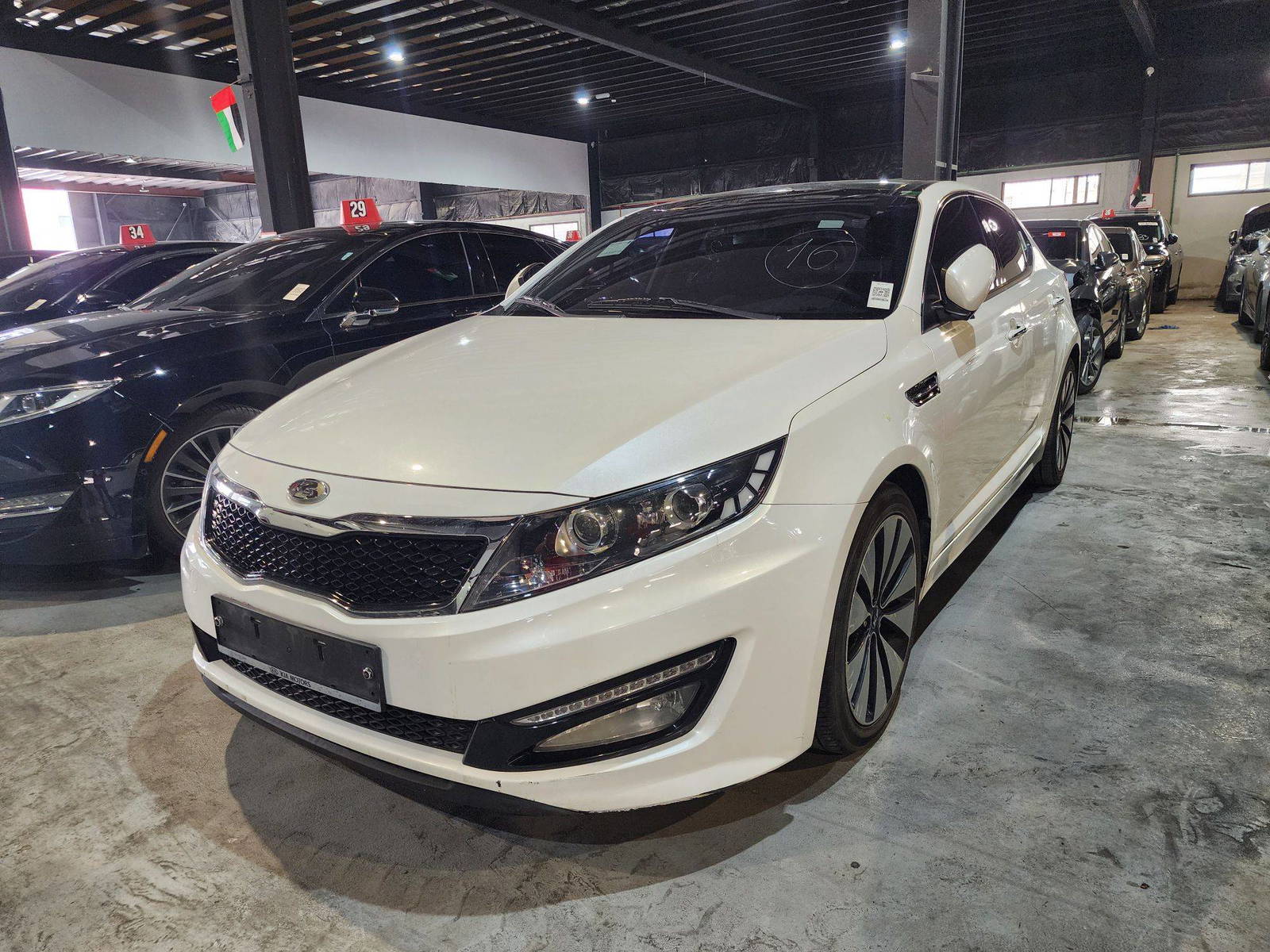 2011 KIA K5 — 223914 KM — Lot 110739 — Al Quoz - Marhaba Auctions Used Cars - Image 5