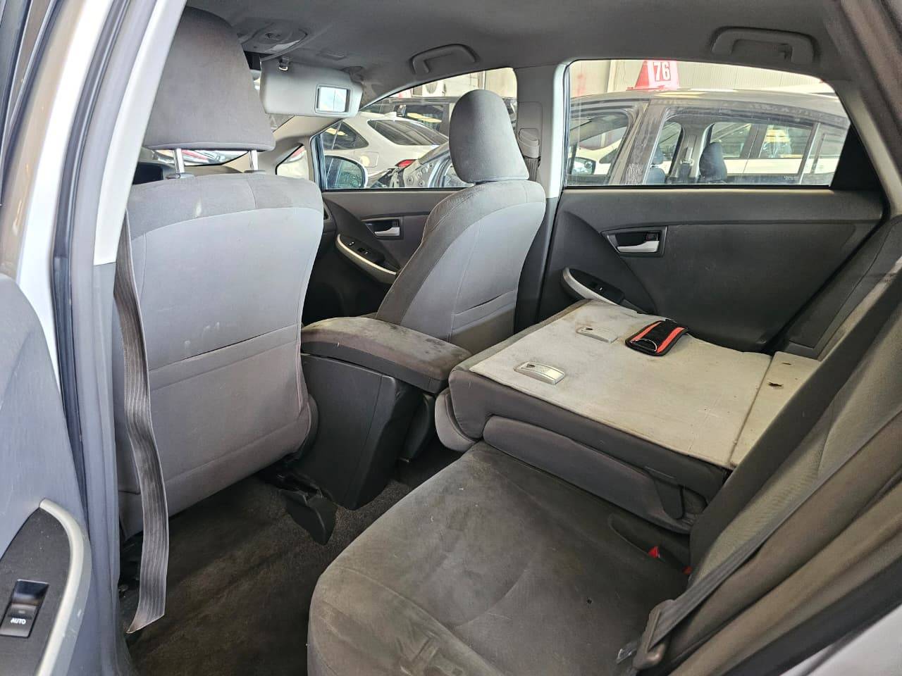 2010 TOYOTA PRIUS — 138307 Miles — Lot UXA0213077 — Main - Marhaba Auctions Used Cars - Image 8