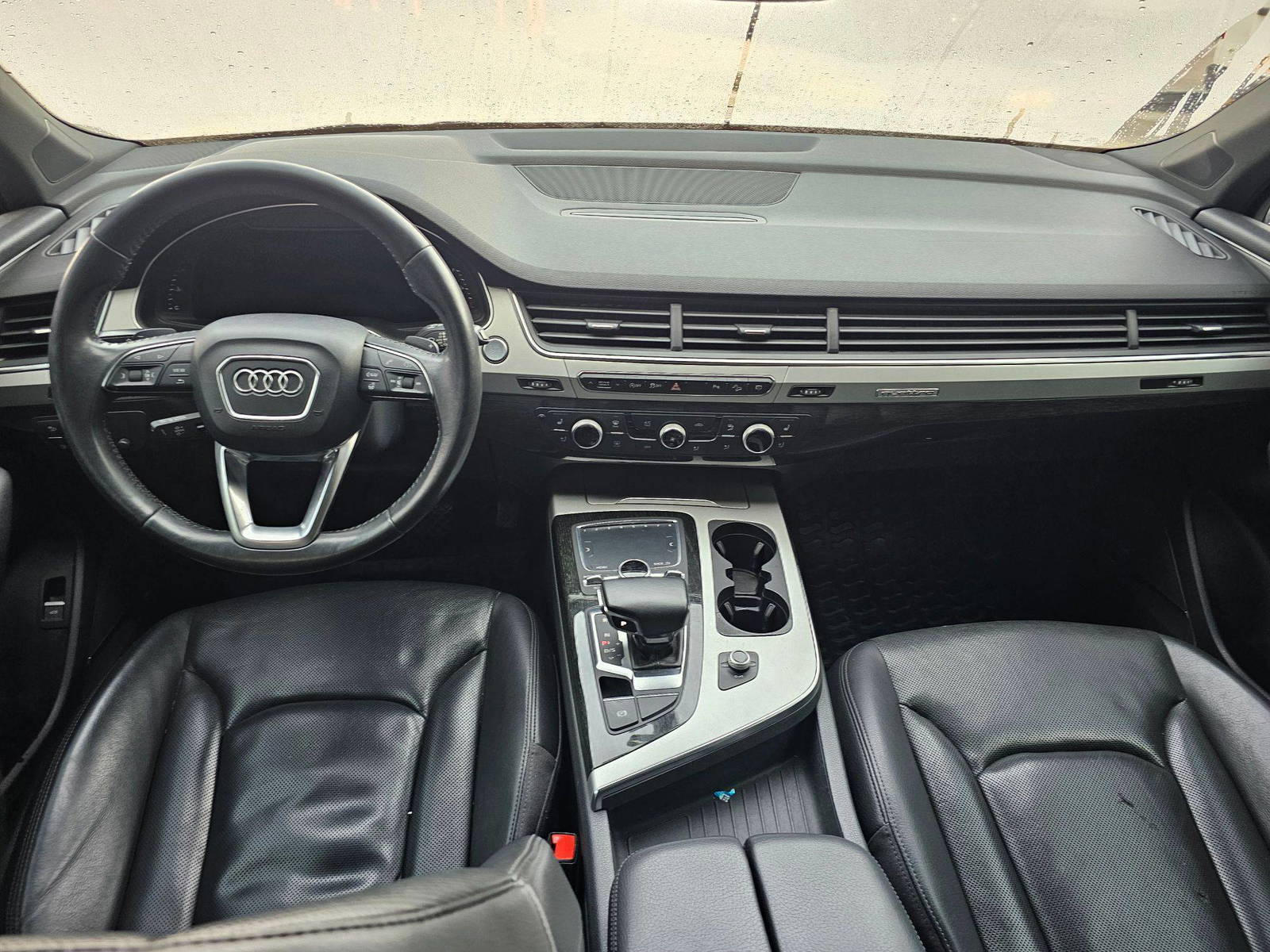 2018 AUDI Q7 PREMIUM PLUS — 317898 KM — Lot 9JD004813 — Souq - Marhaba Auctions Used Cars - Image 7