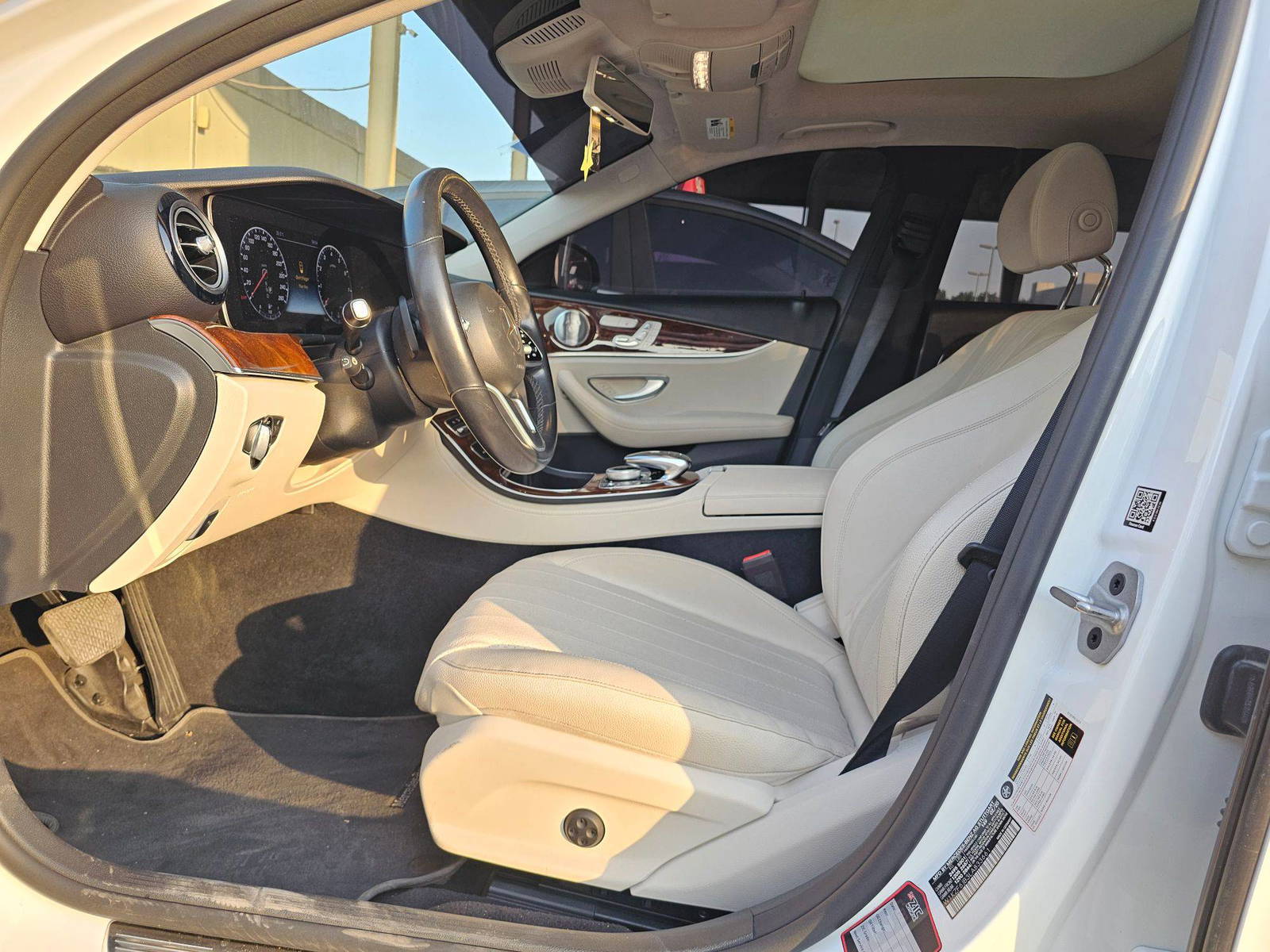 MERCEDES BENZ E 450 2020 - Marhaba Auction Used Cars - Image 9