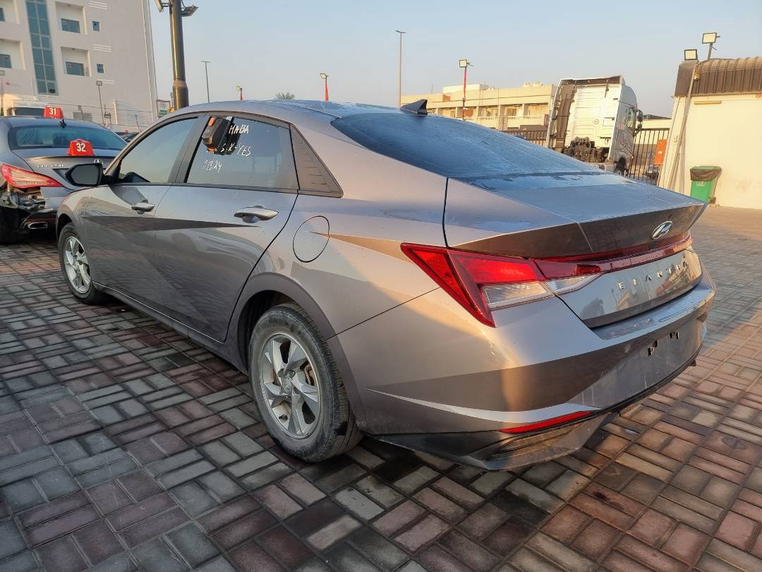 2022 HYUNDAI ELANTRA — 32633 Miles — Lot 40312963 — Main - Marhaba Auctions Used Cars - Image 5