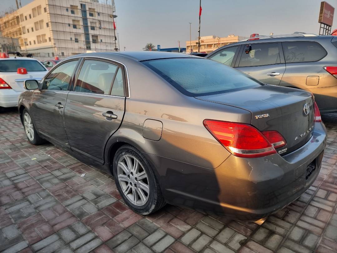 2005 TOYOTA AVALON — 238460 Miles — Lot 215487 — Ind. 12 - Marhaba Auctions Used Cars - Image 5