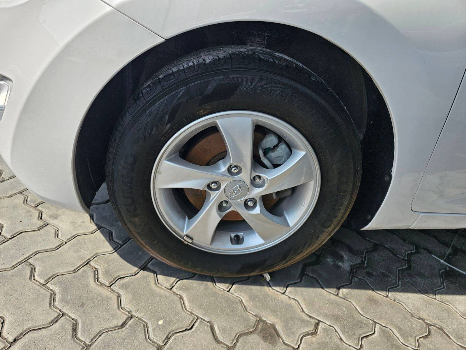 2012 HYUNDAI AVANTE — 90763 KM — Lot 275393 — Souq - Marhaba Auctions Used Cars - Image 10