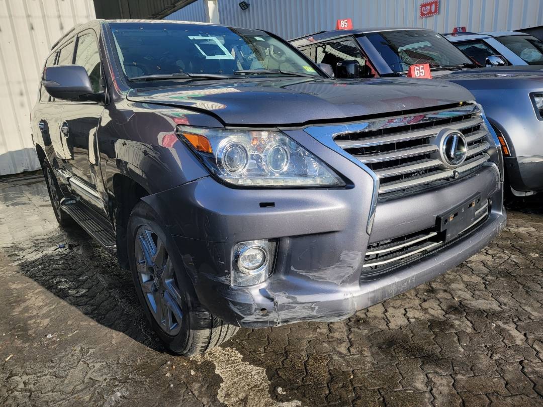 2014 LEXUS LX 570 — 146643 Miles — Lot 1421510521 - Marhaba Auctions Used Cars - Image 6