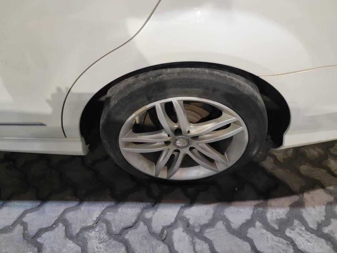 2012 MERCEDES BENZ C300 — 135887 Miles — Lot 8BB8CR192817 — Main - Marhaba Auctions Used Cars - Image 7