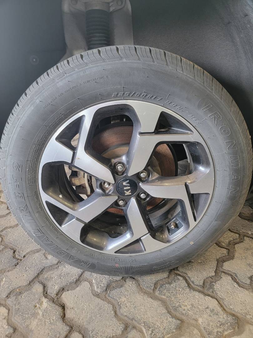 2021 KIA SPORTAGE — 51099 Miles — Lot 794474 — Souq - Marhaba Auctions Used Cars - Image 3