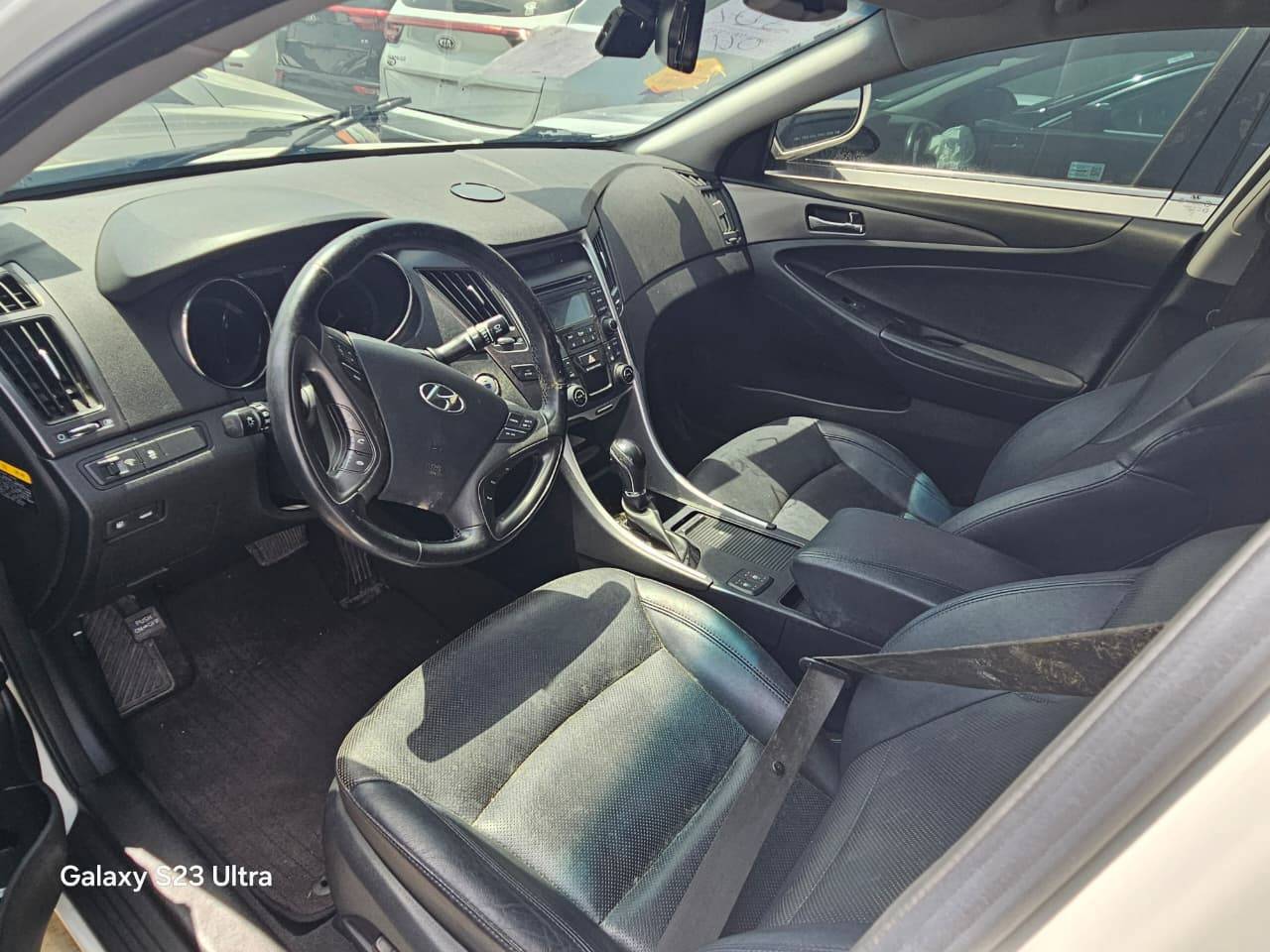 2014 HYUNDAI SONATA — 258570 KM — Lot 104460 — Main - Marhaba Auctions Used Cars - Image 8
