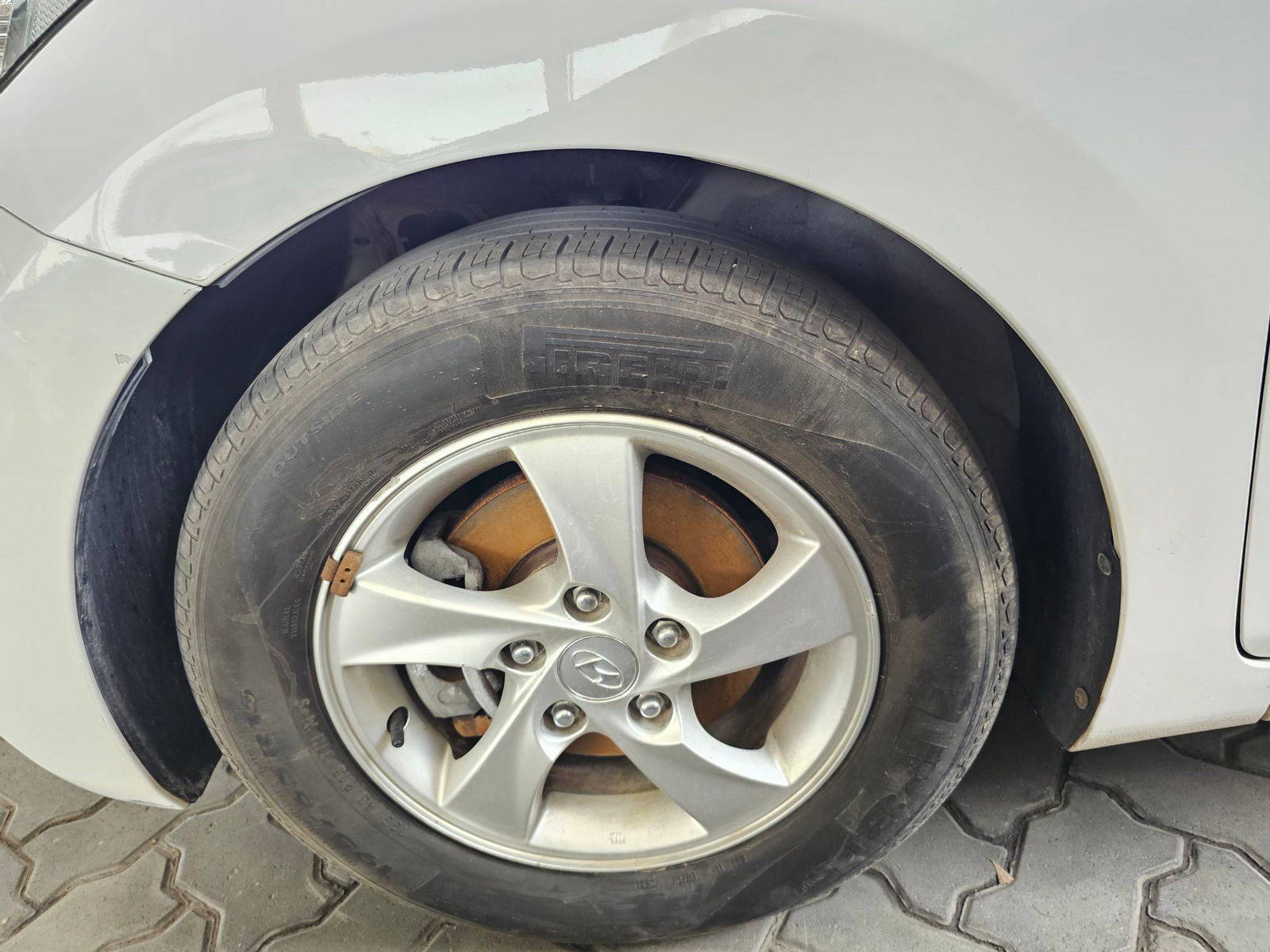 HYUNDAI AVANTE 2013 - Marhaba Auction Used Cars - Image 10