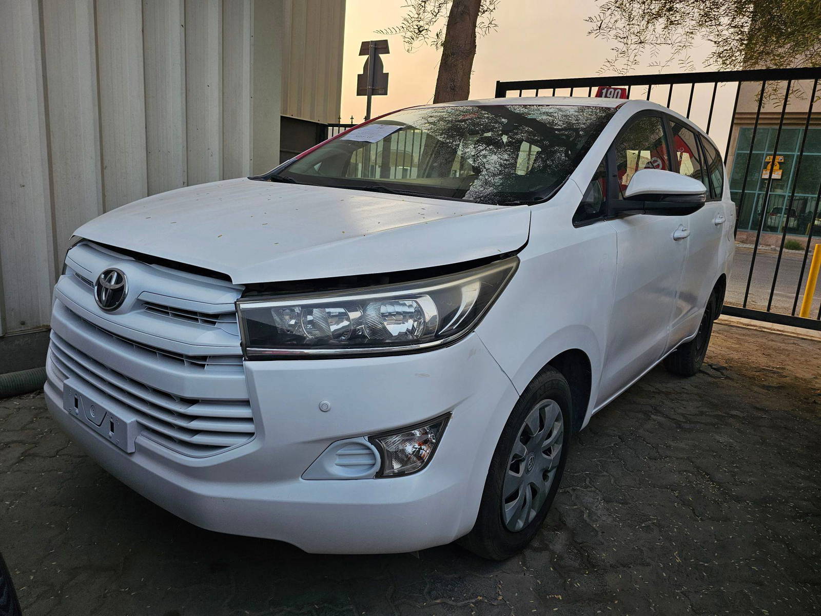 Toyota INNOVA 2021 view 2
