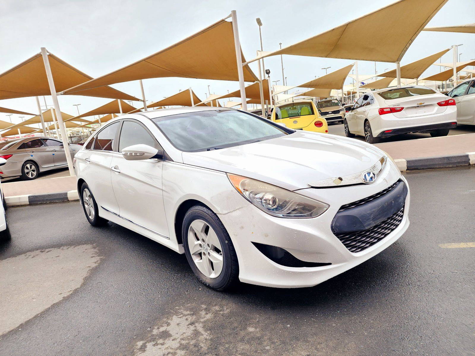 2011 HYUNDAI SONATA — 156085 Miles — Lot A00587 — Souq - Marhaba Auctions Used Cars - Image 3