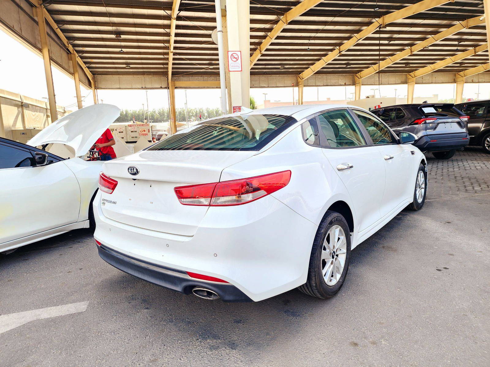 2018 KIA OPTIMA — 90201 Miles — Lot 9JG220949 — Souq - Marhaba Auctions Used Cars - Image 3
