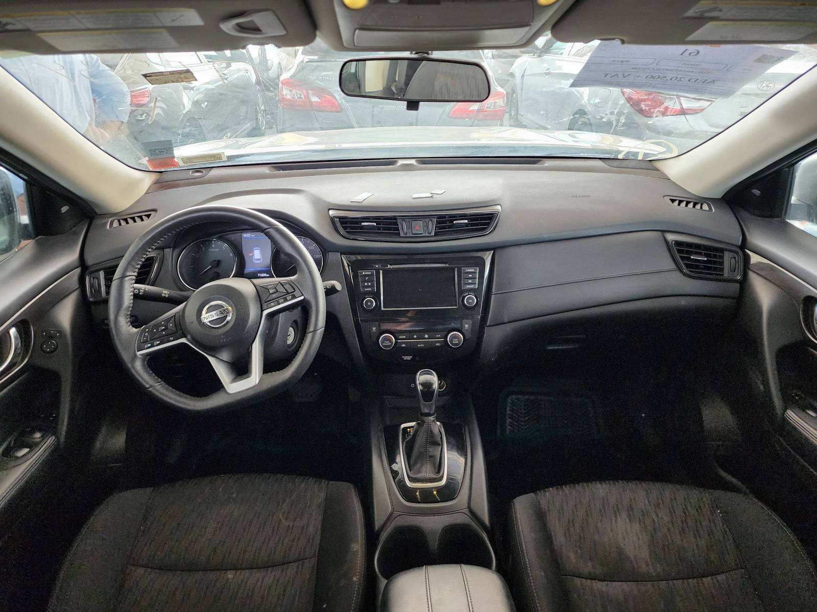 2020 NISSAN ROGUE — 71205 KM — Lot 59348 — Souq - Marhaba Auctions Used Cars - Image 7