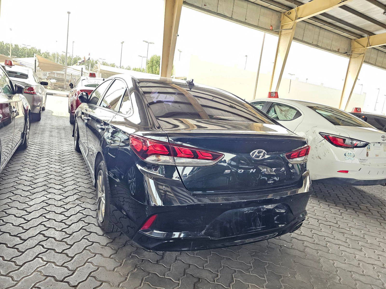 2018 HYUNDAI SONATA — 160504 Miles — Lot 46958315 — Main - Marhaba Auctions Used Cars - Image 5