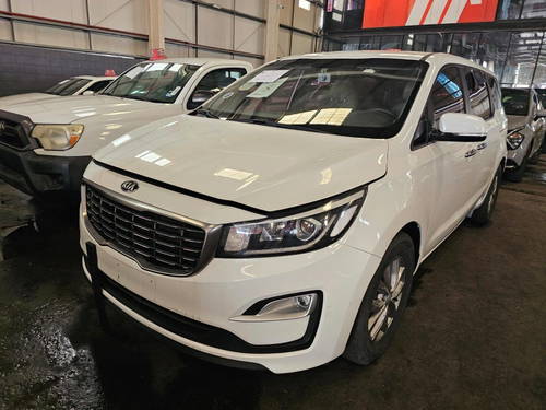 2020 KIA CARNIVAL EX for sale at Marhaba Auctions