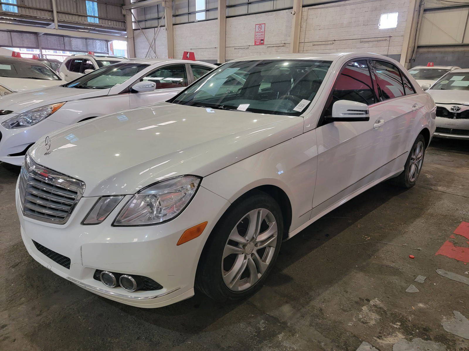 2011 MERCEDES BENZ E 350 — 161427 Miles — Lot 92222425 — Main - Marhaba Auctions Used Cars - Image 5