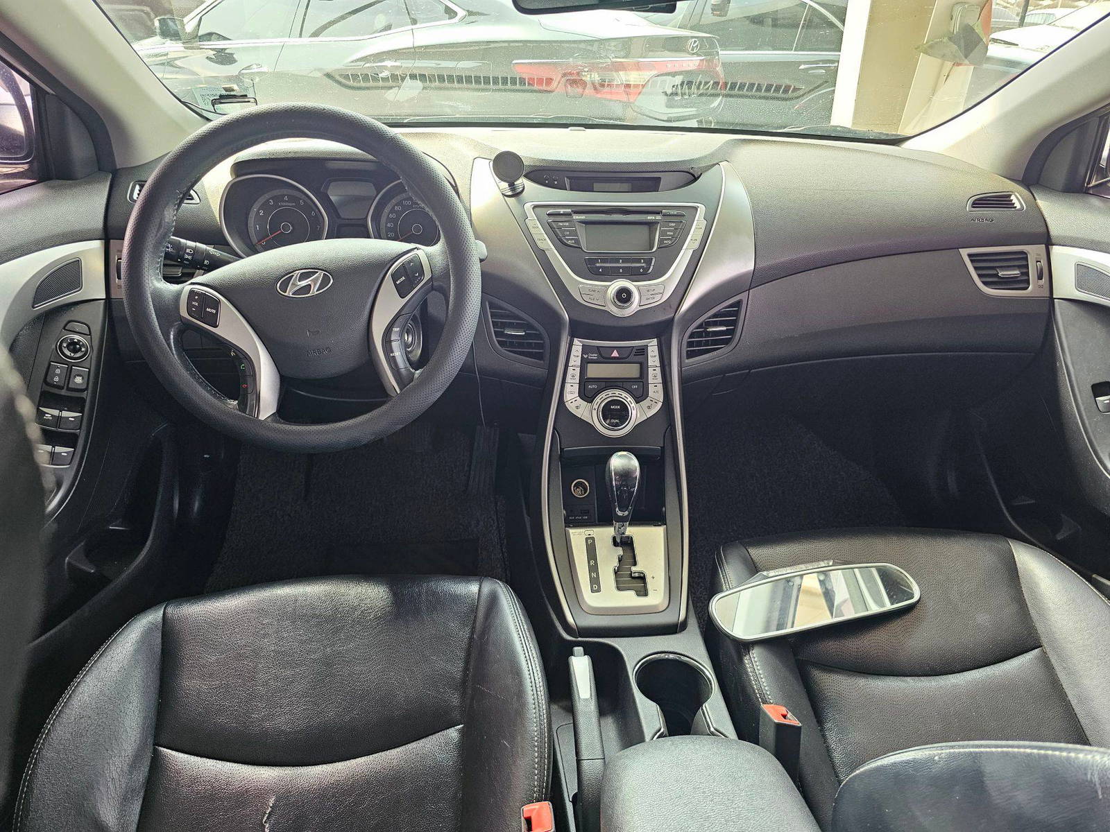 2011 HYUNDAI AVANTE — 86368 KM — Lot 037829 — Main - Marhaba Auctions Used Cars - Image 7